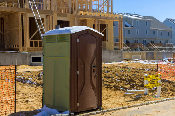 Best Porta potty delivery and setup  in Fennville, MI